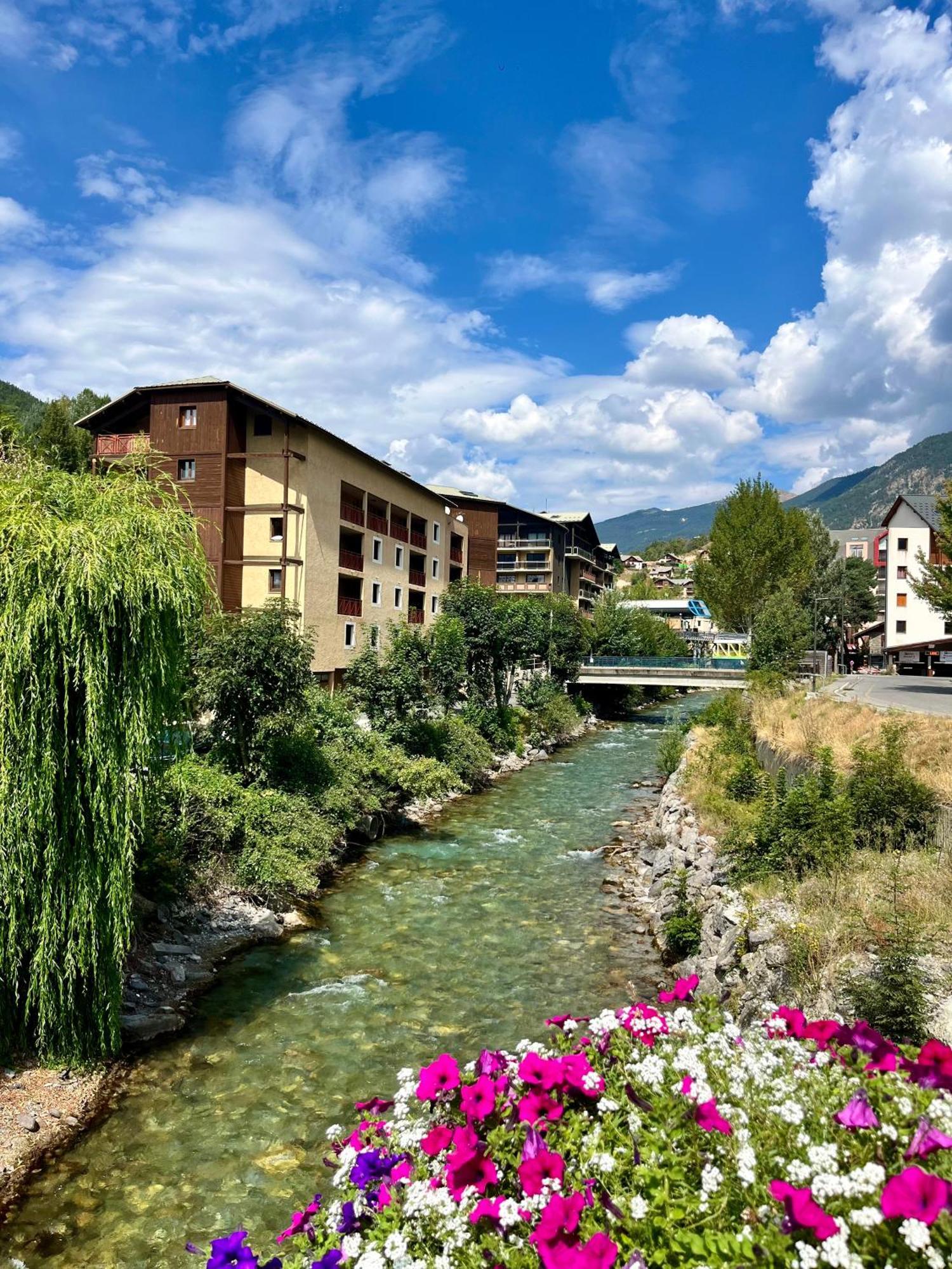 Charmant Duplex Pied De Pistes Briancon المظهر الخارجي الصورة
